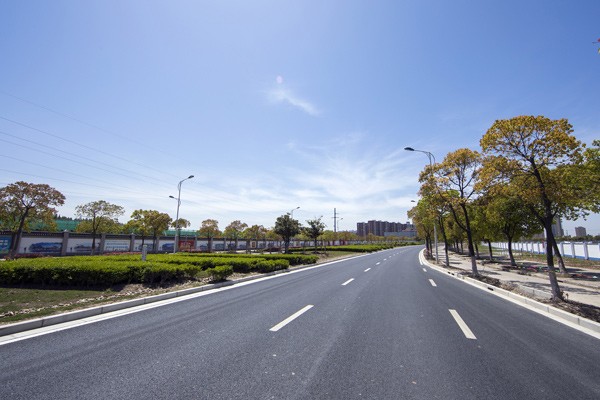 沪蓉大道箱涵、桥梁改造工程